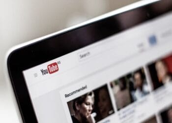 w, tags: de youtube modèle - images.unsplash.com
