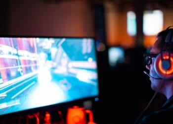 w 0, tags: de steam, record niveau sur - images.unsplash.com